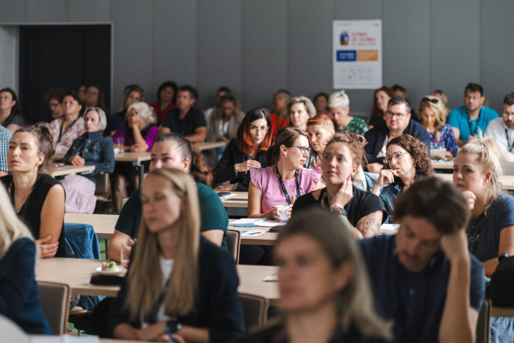 Akce Doma je doma: na vlastní kůži foto přednášková sekce